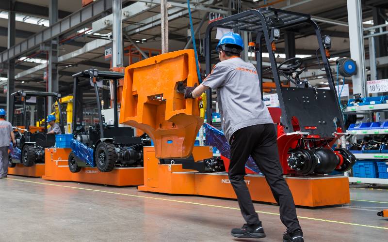 Material Handling & Logistics
